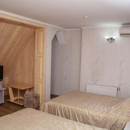 Piligrim 2 Otel Mykolaiv Dış mekan fotoğraf