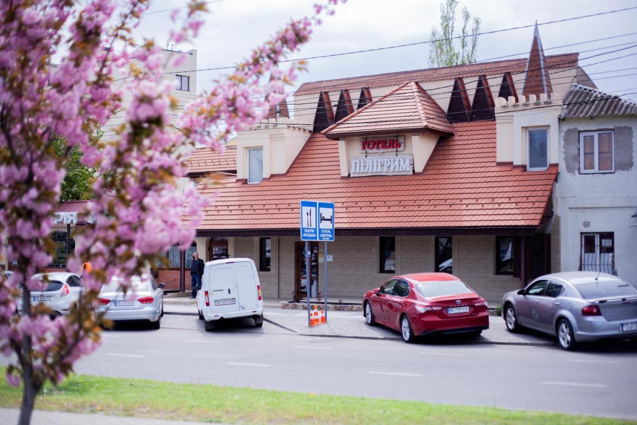 Piligrim 2 Otel Mykolaiv Dış mekan fotoğraf
