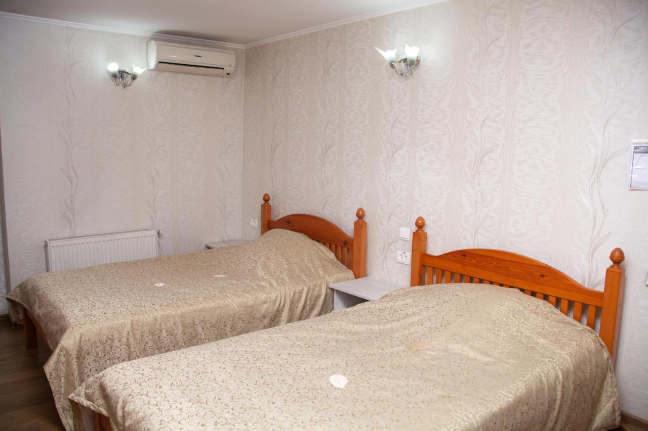 Piligrim 2 Otel Mykolaiv Dış mekan fotoğraf