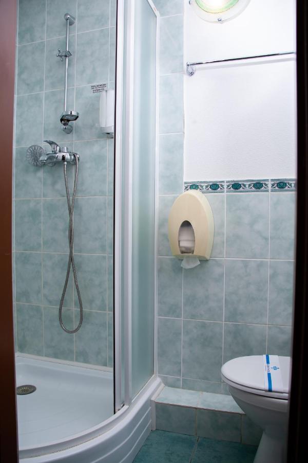 Piligrim 2 Otel Mykolaiv Dış mekan fotoğraf